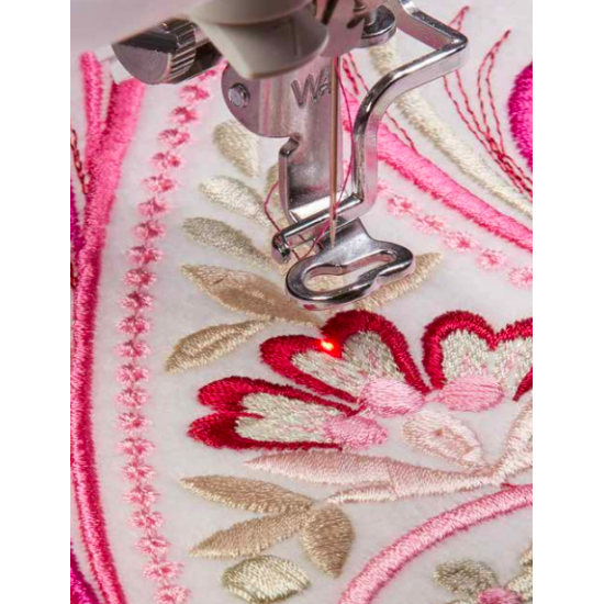 Brother Innov-is V3 LE Mašina za vez + prog. oprema PE Design Plus 2